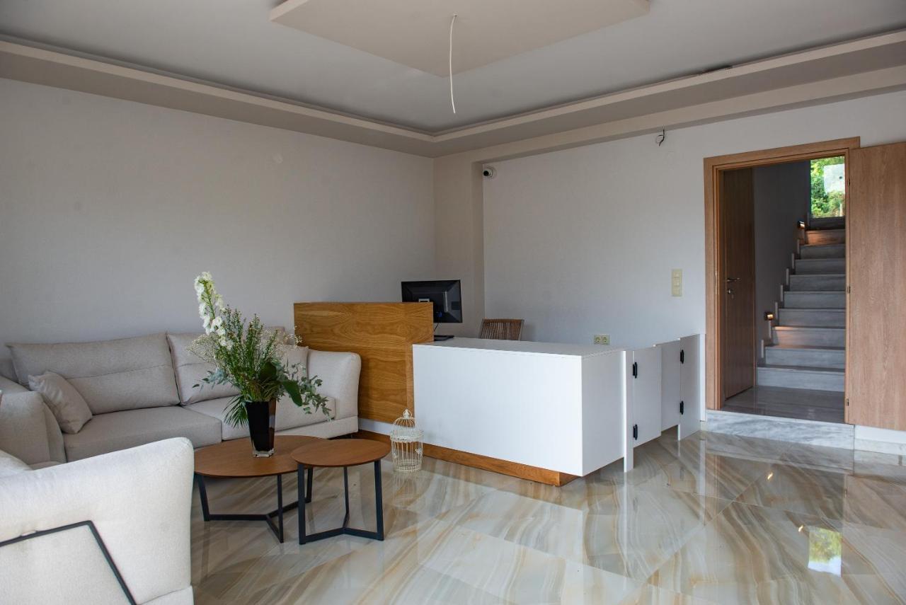 Domus Hospitality Aparthotel วูร์วูรู ภายนอก รูปภาพ