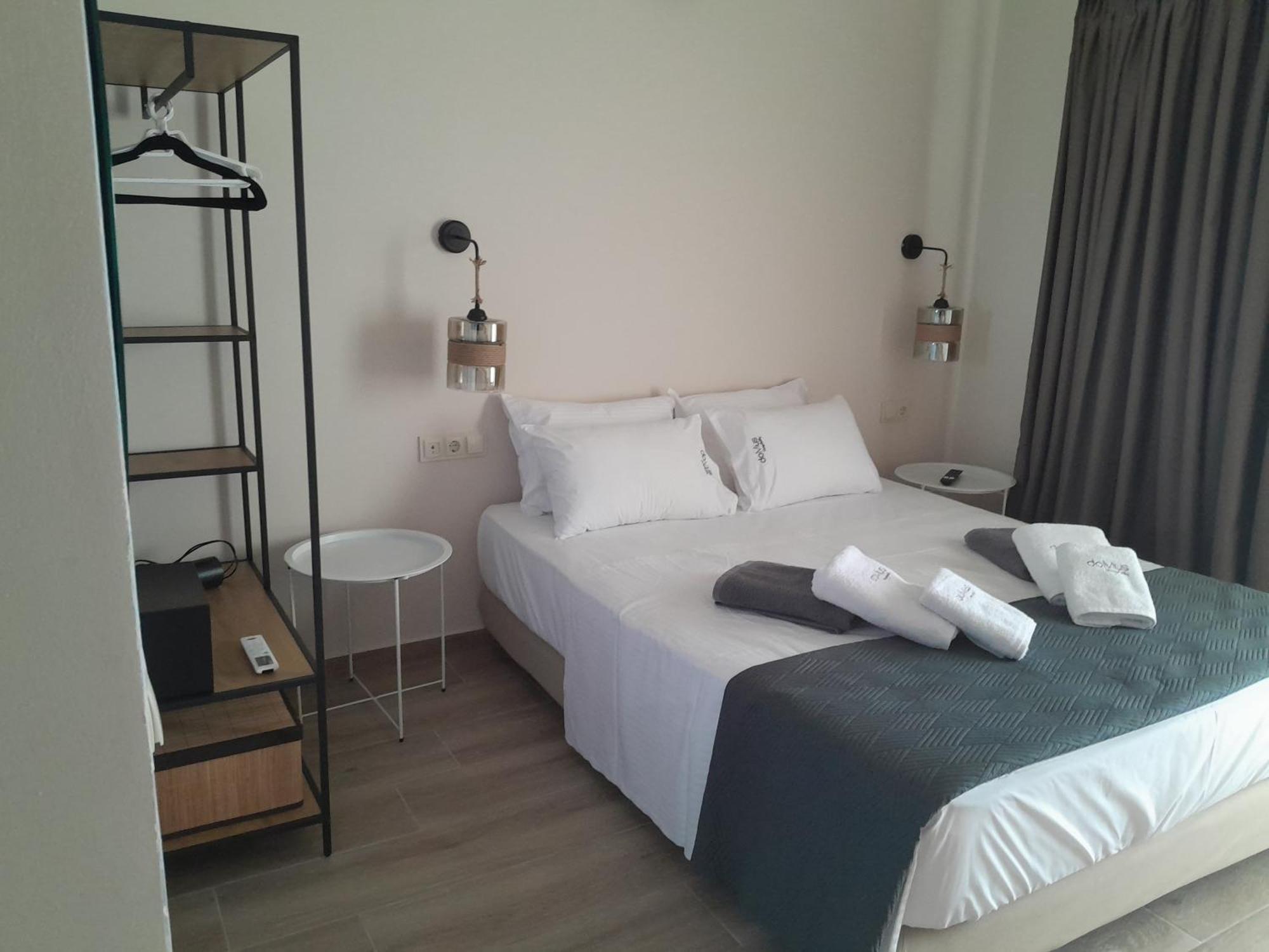 Domus Hospitality Aparthotel วูร์วูรู ภายนอก รูปภาพ